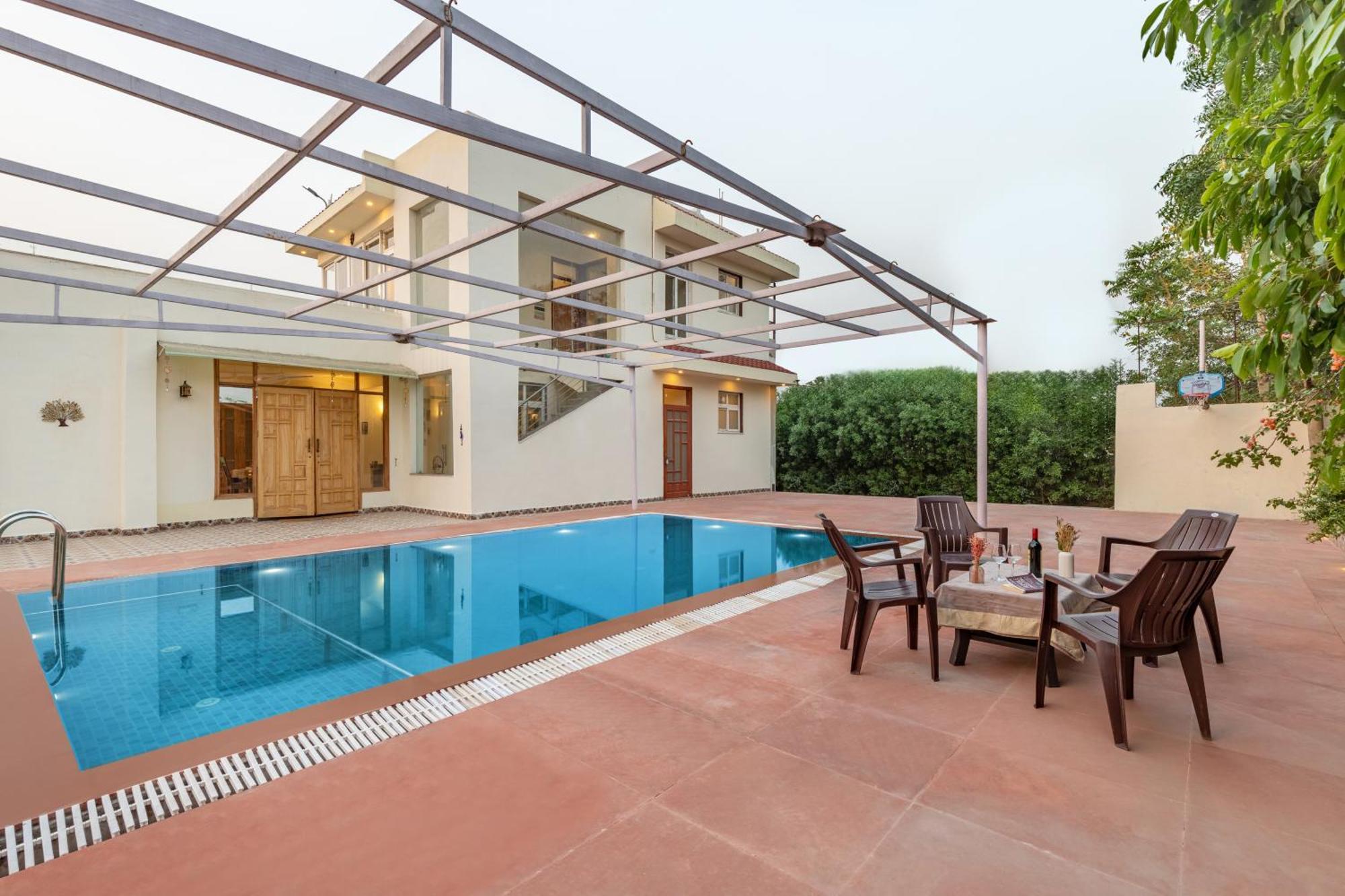 Alaya Stays Raga 2Bhk Farmstay With An Entertainment Lounge Sohna Zewnętrze zdjęcie